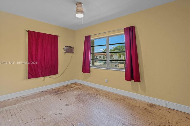 351 E 14th Street, Hialeah, FL 33010