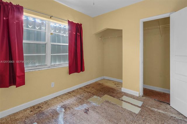 351 E 14th Street, Hialeah, FL 33010