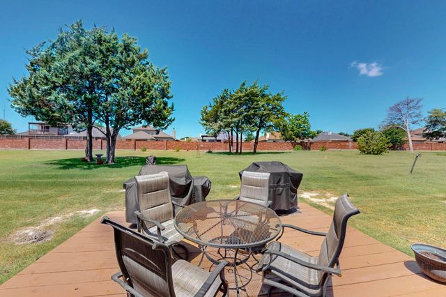 1115 Cresthaven Drive 13, Cedar Hill, TX 75104