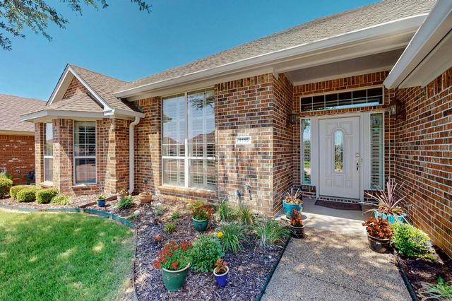 1115 Cresthaven Drive 13, Cedar Hill, TX 75104