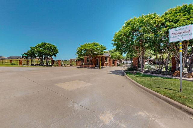 1115 Cresthaven Drive 13, Cedar Hill, TX 75104