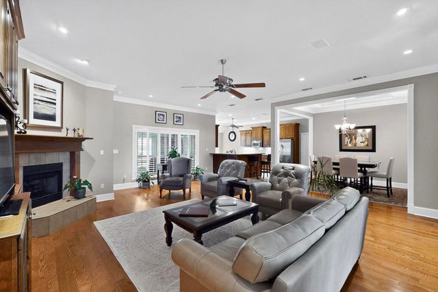 1115 Cresthaven Drive 13, Cedar Hill, TX 75104