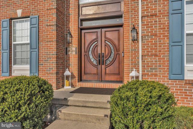 14 CROFTON CHASE CT, Marlton, NJ 08053