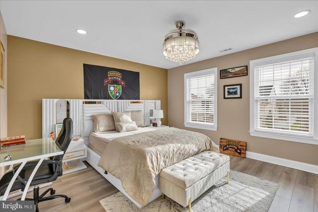 14 CROFTON CHASE CT, Marlton, NJ 08053