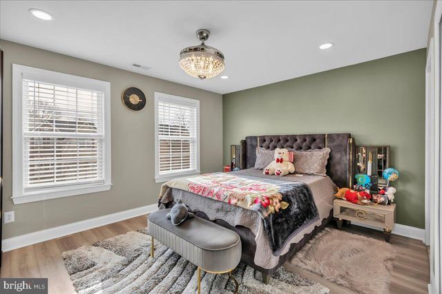 14 CROFTON CHASE CT, Marlton, NJ 08053