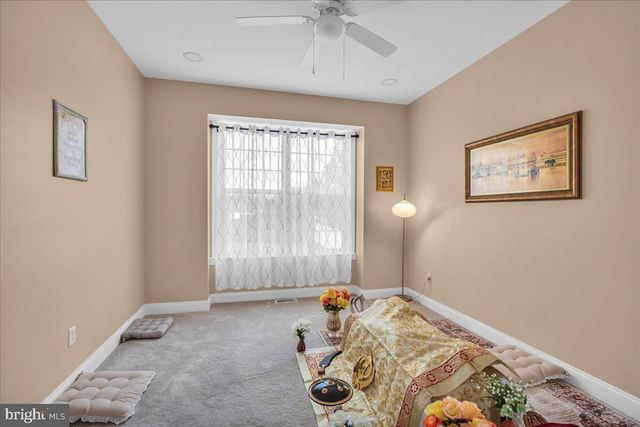 14 CROFTON CHASE CT, Marlton, NJ 08053