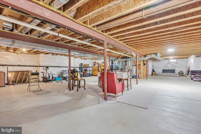 14 CROFTON CHASE CT, Marlton, NJ 08053