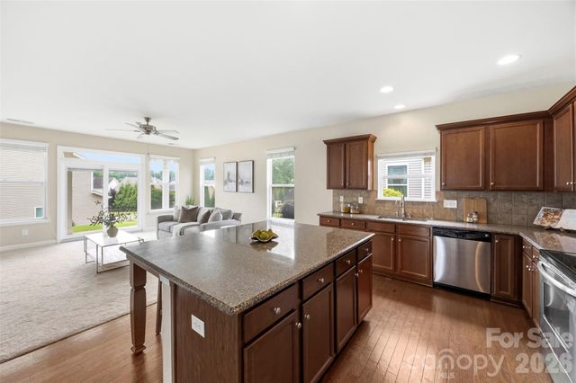 10974 Aspen Ridge Lane NW, Concord, NC 28027