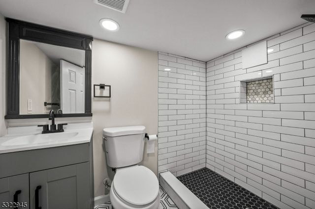 501 Centennial Ave, Cranford Twp., NJ 07016