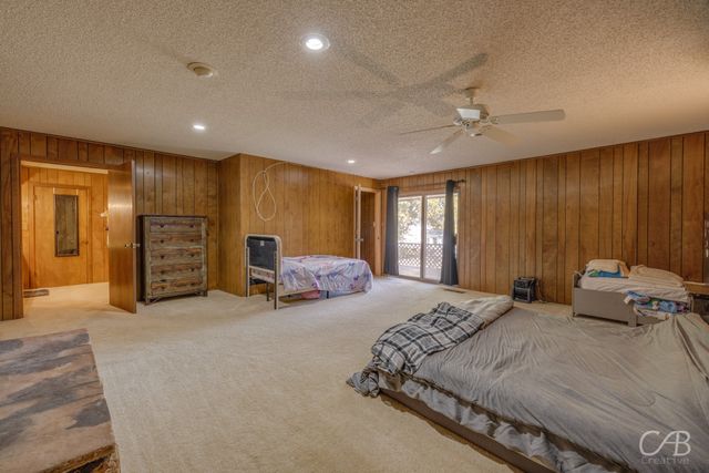 33 Avenue A NW, Hamlin, TX 79520