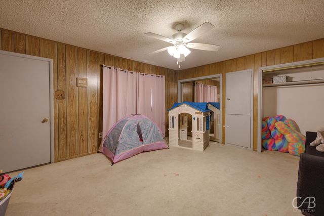 33 Avenue A NW, Hamlin, TX 79520