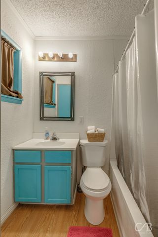 33 Avenue A NW, Hamlin, TX 79520