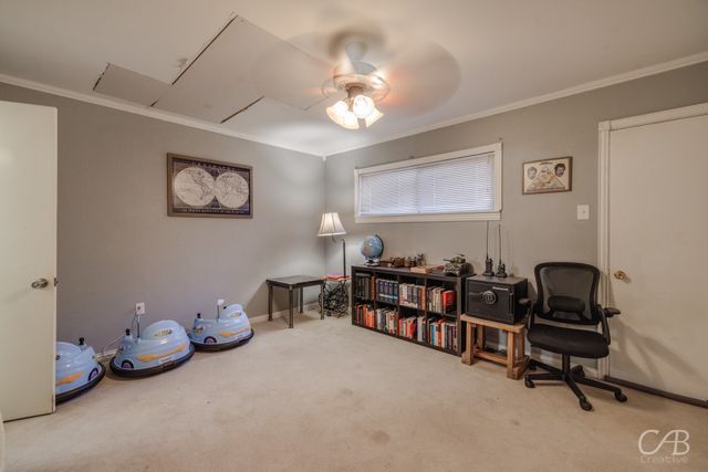 33 Avenue A NW, Hamlin, TX 79520