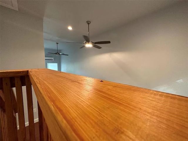 202 PRIMA ST A, Smithville, TX 78957