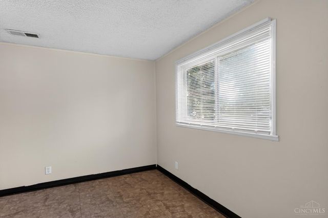 8587 Daly Road, Springfield Twp., OH 45231