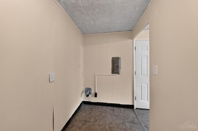 8587 Daly Road, Springfield Twp., OH 45231