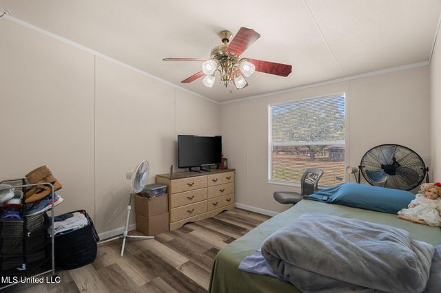 73 Mcleod Lane, Bassfield, MS 39421