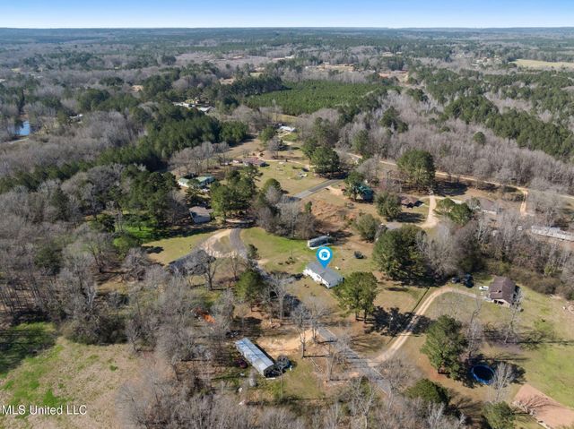 73 Mcleod Lane, Bassfield, MS 39421