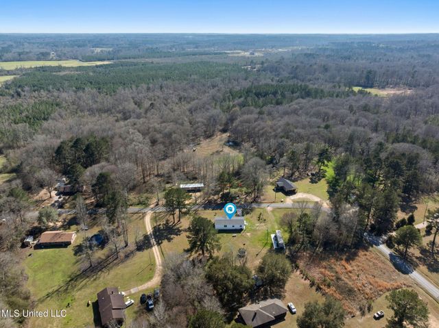 73 Mcleod Lane, Bassfield, MS 39421