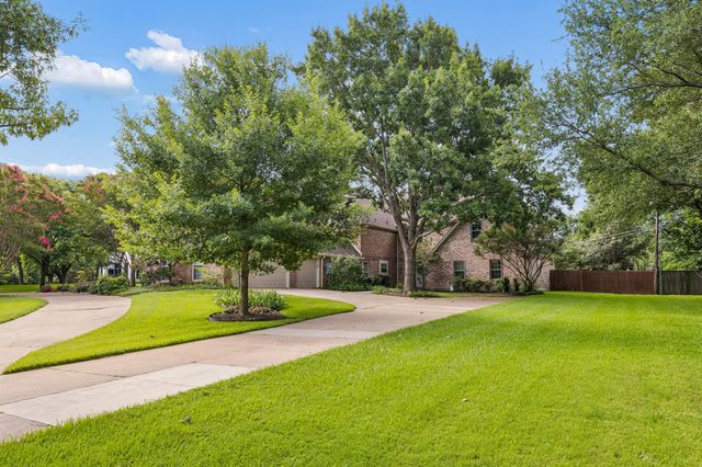 1355 Woodbrook Lane, Southlake, TX 76092