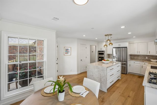 1355 Woodbrook Lane, Southlake, TX 76092