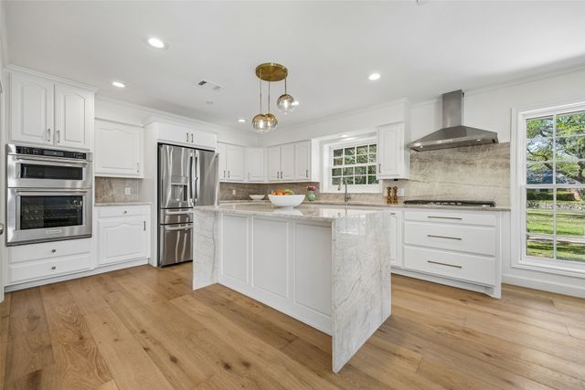 1355 Woodbrook Lane, Southlake, TX 76092