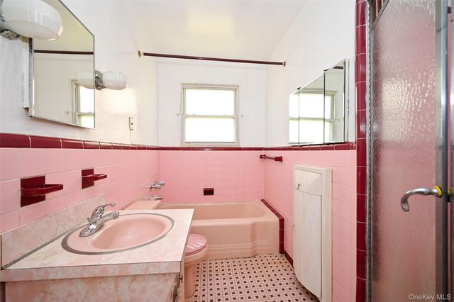 65-31 171st Street, Fresh Meadows, NY 11365