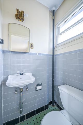 65-31 171st Street, Fresh Meadows, NY 11365