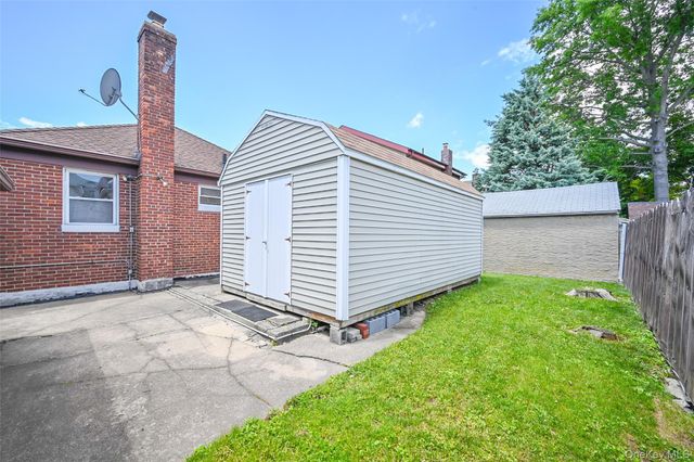 65-31 171st Street, Fresh Meadows, NY 11365