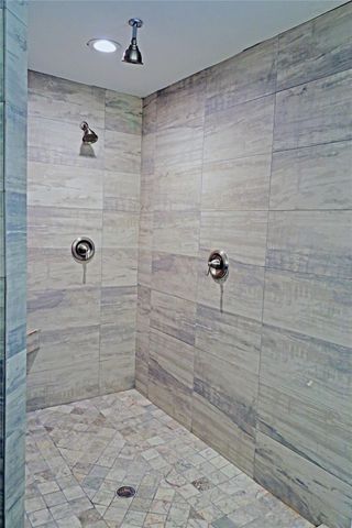 5527 Valkeith Drive, Houston, TX 77096