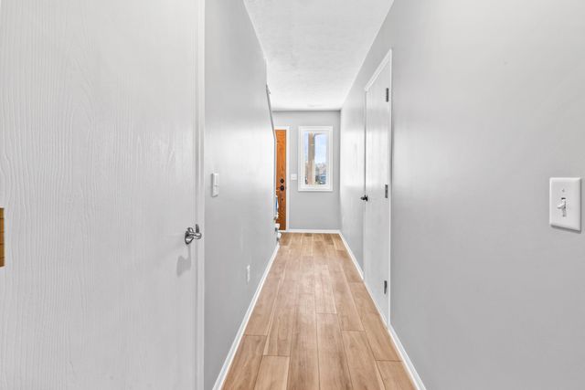 2714 S 17TH Street, Council Bluffs, IA 51501