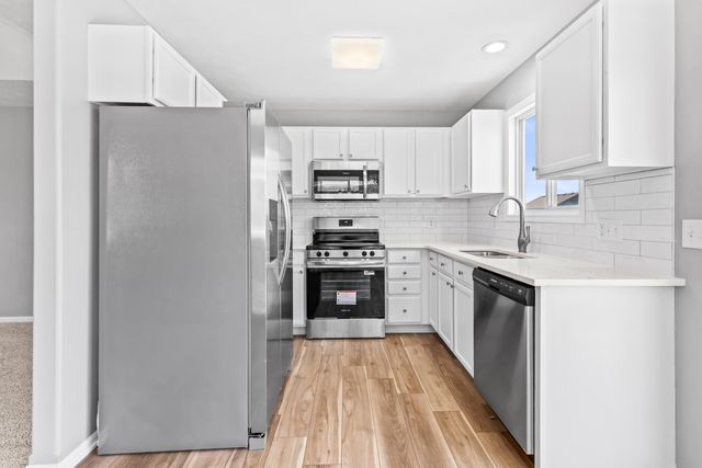 2714 S 17TH Street, Council Bluffs, IA 51501