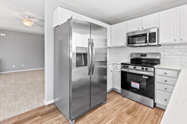 2714 S 17TH Street, Council Bluffs, IA 51501