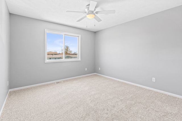 2714 S 17TH Street, Council Bluffs, IA 51501