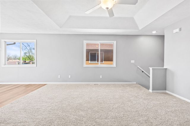 2714 S 17TH Street, Council Bluffs, IA 51501