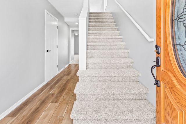 2714 S 17TH Street, Council Bluffs, IA 51501