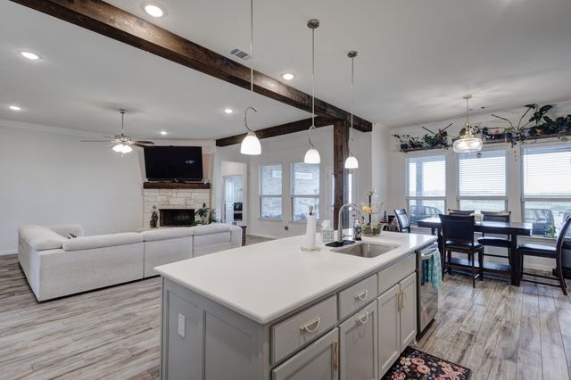 7604 Midway Ridge Trail, Ponder, TX 76259