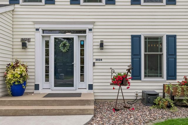 2024 Northview Lane NE, Rochester, MN 55906