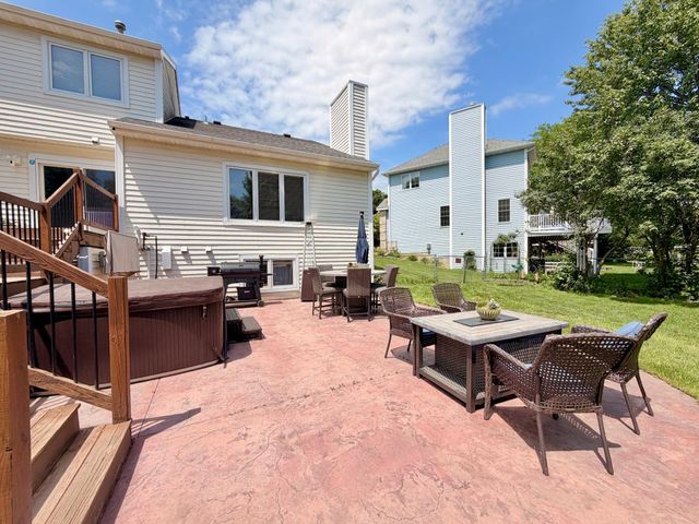2024 Northview Lane NE, Rochester, MN 55906