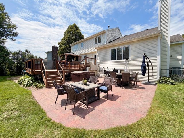 2024 Northview Lane NE, Rochester, MN 55906