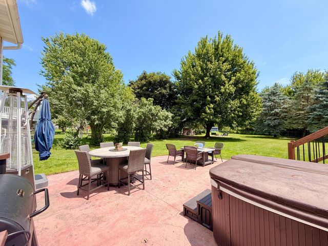 2024 Northview Lane NE, Rochester, MN 55906