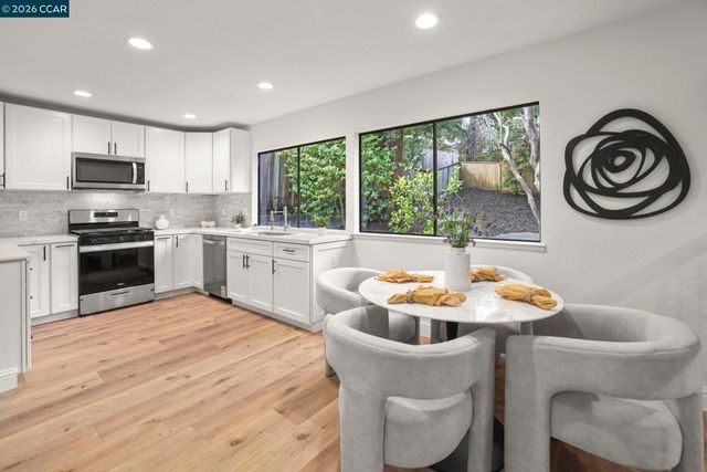 2185 2185 Greenridge Dr, Richmond, CA 94803