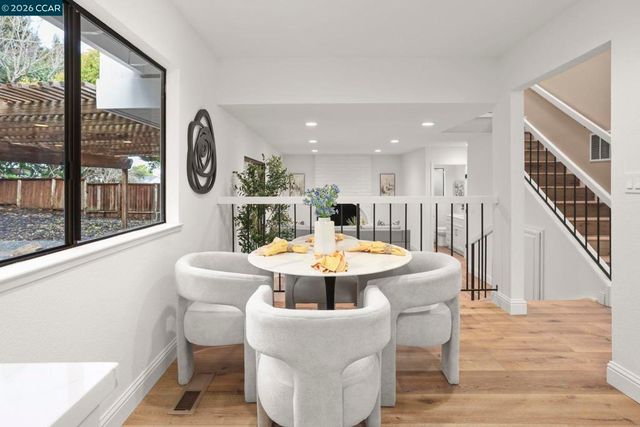 2185 2185 Greenridge Dr, Richmond, CA 94803