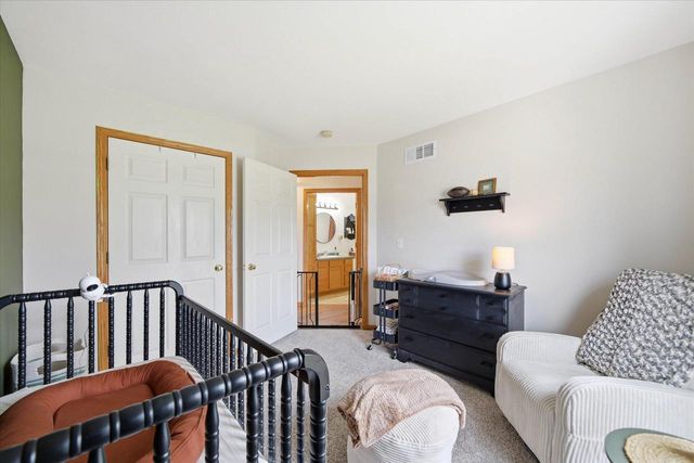 1879 Kissel DRIVE, Hartford, WI 53027