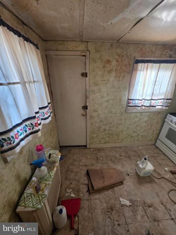 2633 N 28TH ST, Philadelphia, PA 19132