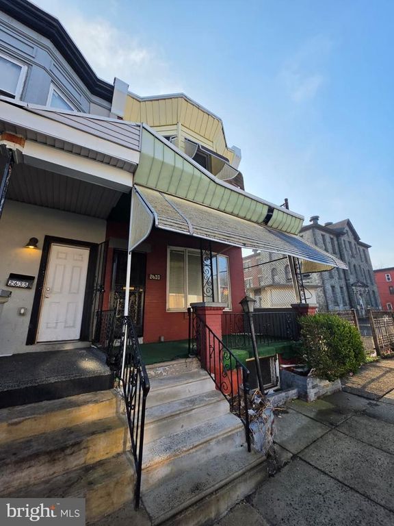 2633 N 28TH ST, Philadelphia, PA 19132