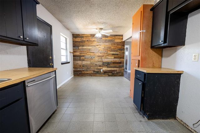 304 Jarman Circle, Mcloud, OK 74851
