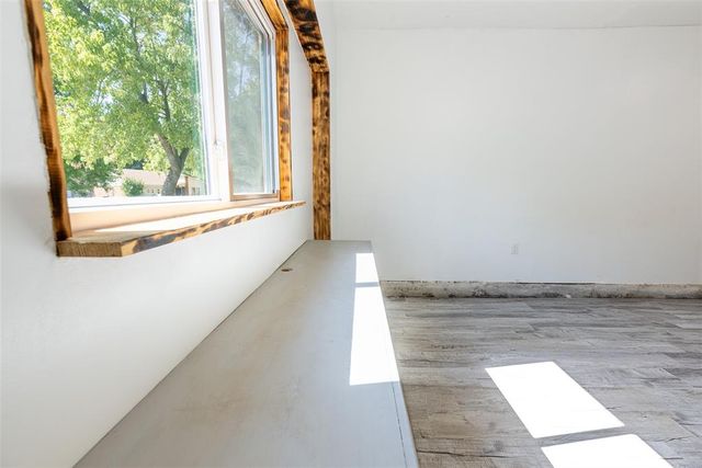304 Jarman Circle, Mcloud, OK 74851