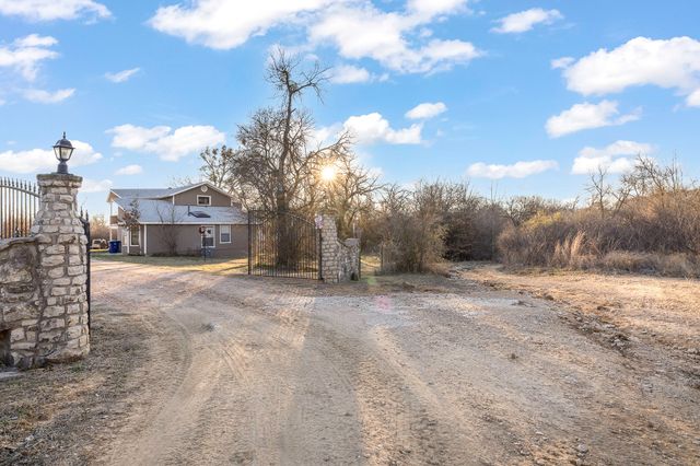 401 Sandy Lane, Dublin, TX 76446