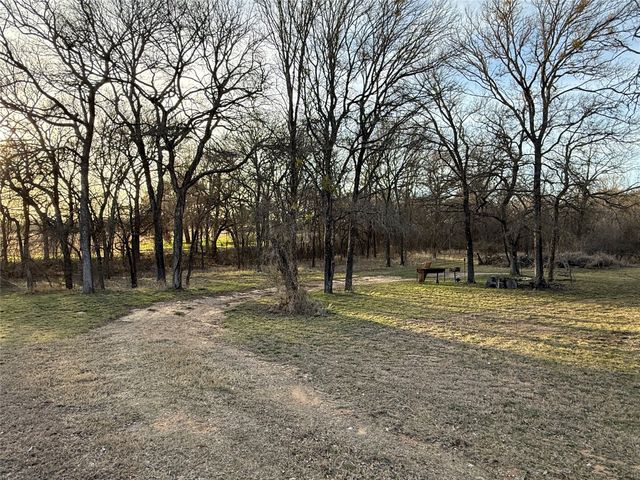 401 Sandy Lane, Dublin, TX 76446